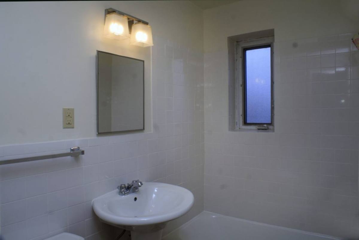 Apartment for rent at 4750 Centre Ave, Pittsburgh, PA 15213