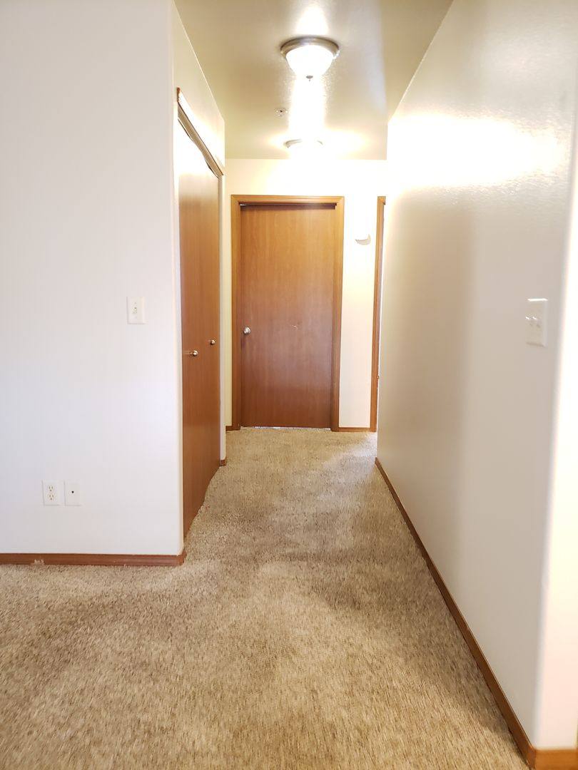 Apartment for rent at 564 11th St NE, East Wenatchee, WA 98802