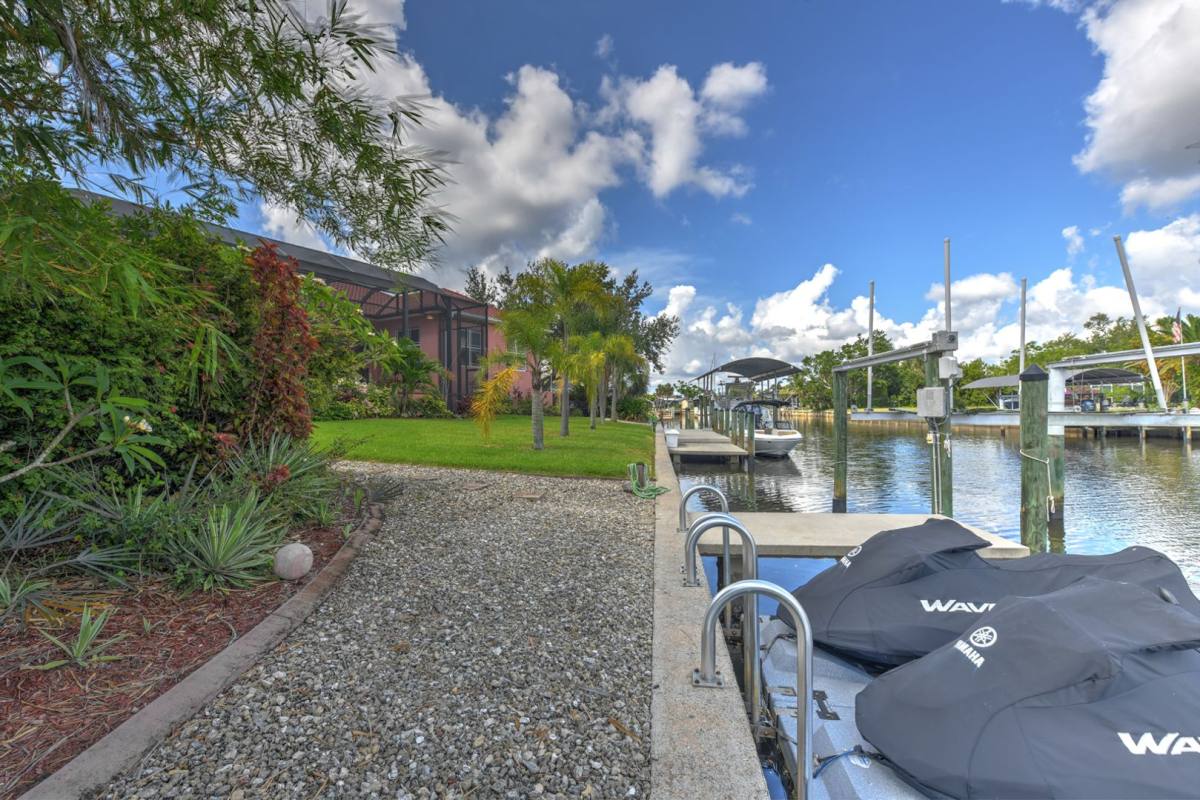 Apartment for rent at 4409 Crews Court, Port Charlotte, FL 33952