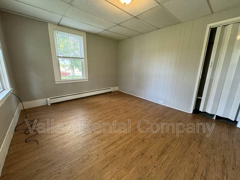 Apartment for rent at 747 Main St #1, Amherst, MA 01002
