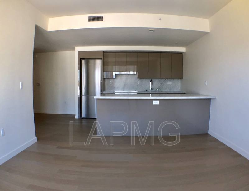 Condo for rent at 1050 S Grand Ave #1404, Los Angeles, CA 90015