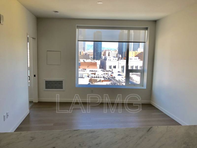 Condo for rent at 1050 S Grand Ave #1404, Los Angeles, CA 90015