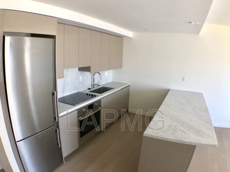 Condo for rent at 1050 S Grand Ave #1404, Los Angeles, CA 90015