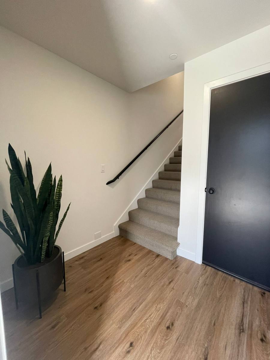 Townhouse for rent at 14122 Canyon Rd E, Puyallup, WA 98373