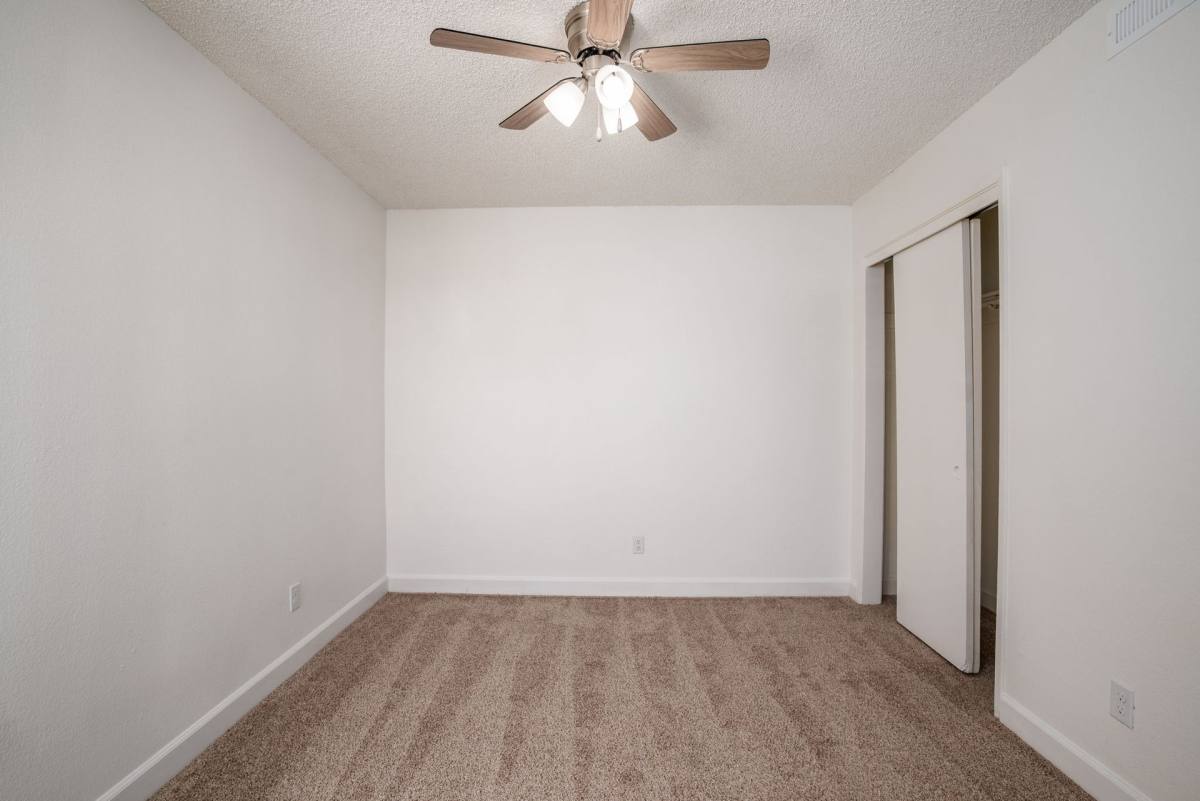 Apartment for rent at 7087 N Thorne Ave, Fresno, CA 93650