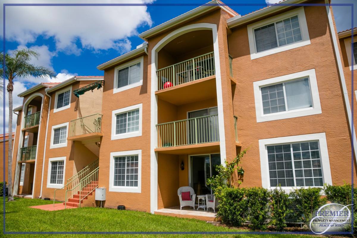 Condo for rent at 1235 Wildwood Lakes Blvd, Naples, FL 34104