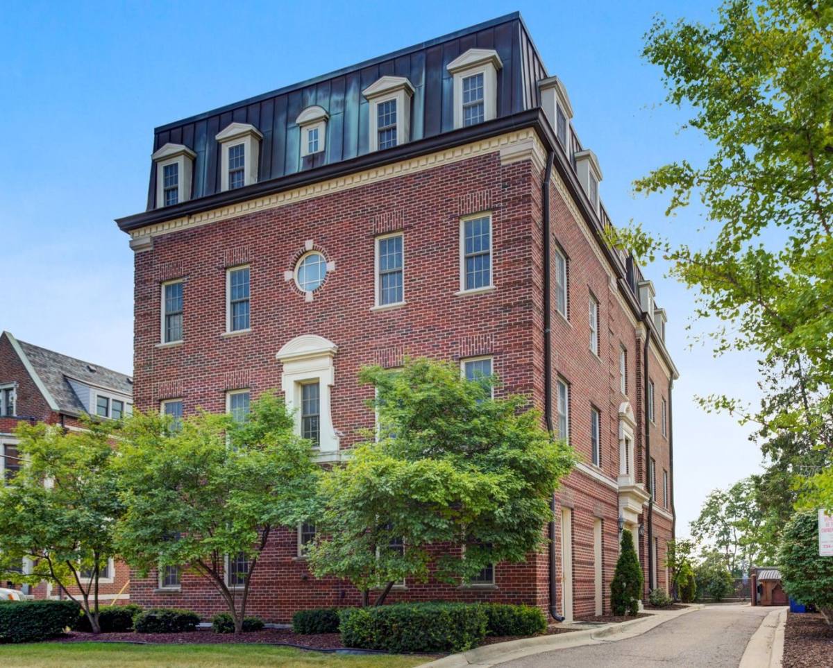 Apartment for rent at 616 Monroe St, Ann Arbor, MI 48104