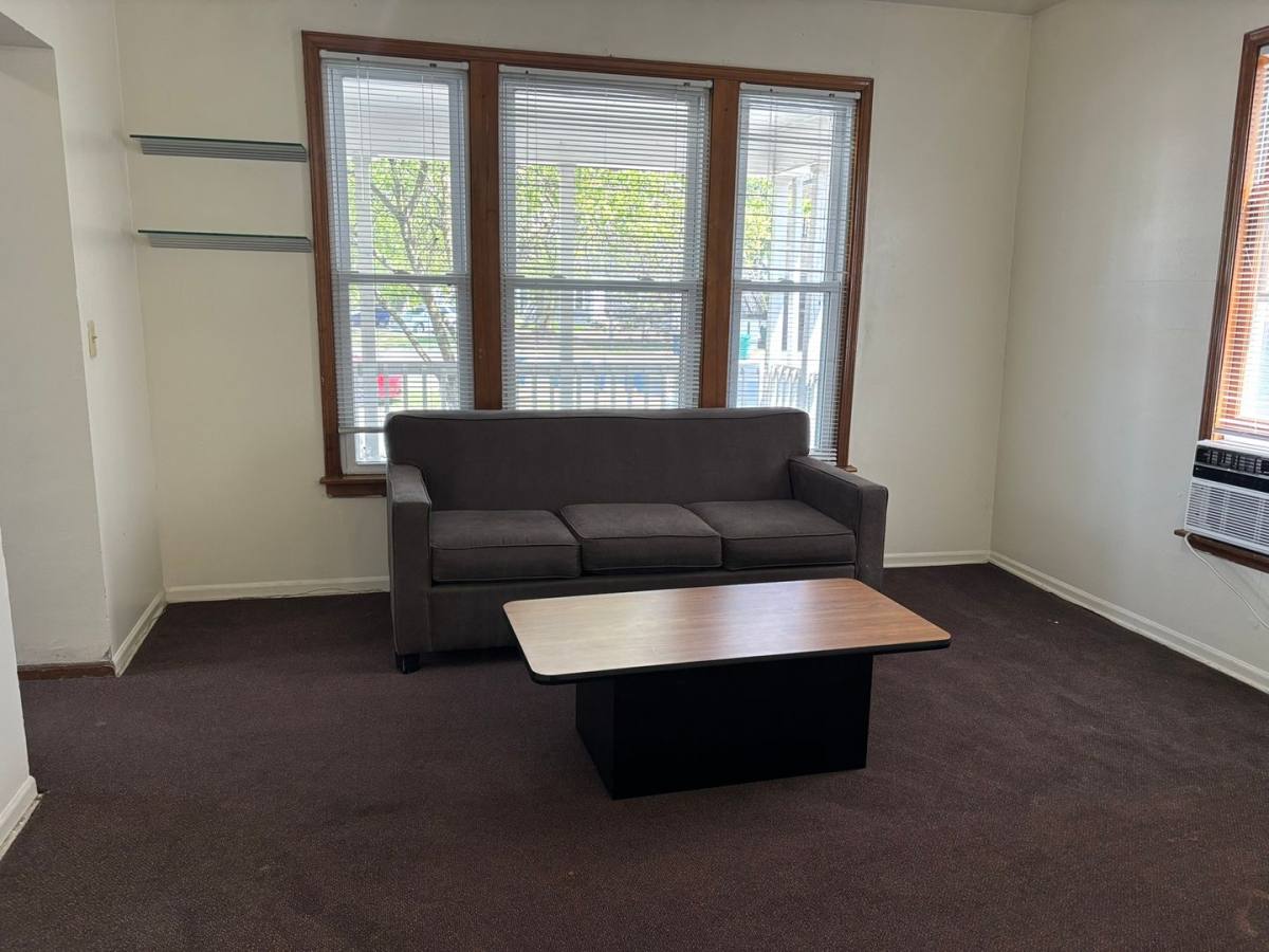 Apartment for rent at 524 S Forest Ave, Ann Arbor, MI 48104