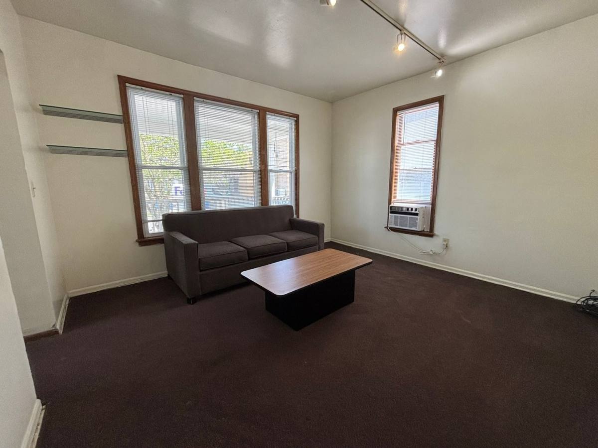 Apartment for rent at 524 S Forest Ave, Ann Arbor, MI 48104