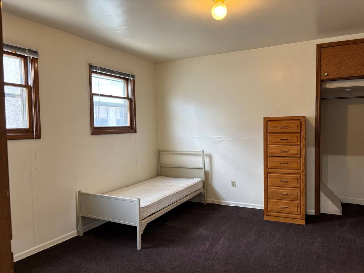 Apartment for rent at 524 S Forest Ave, Ann Arbor, MI 48104