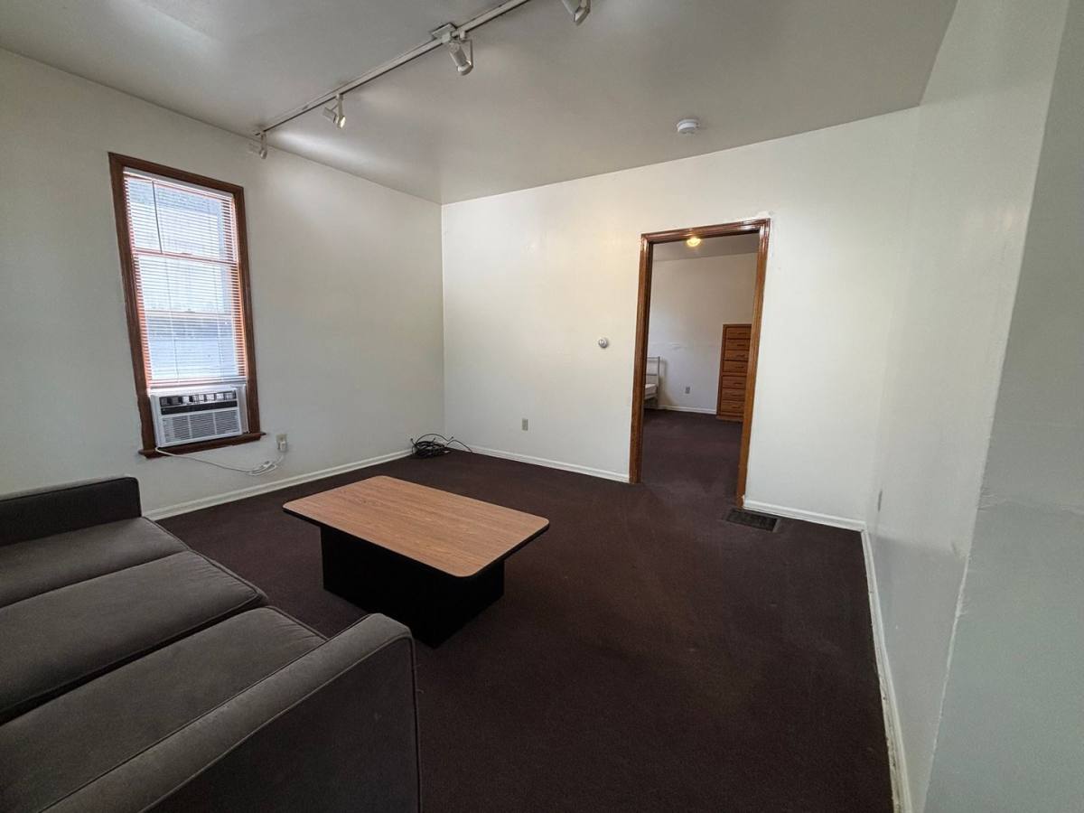 Apartment for rent at 524 S Forest Ave, Ann Arbor, MI 48104
