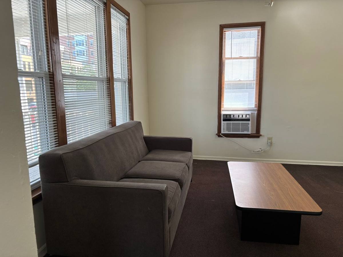 Apartment for rent at 524 S Forest Ave, Ann Arbor, MI 48104