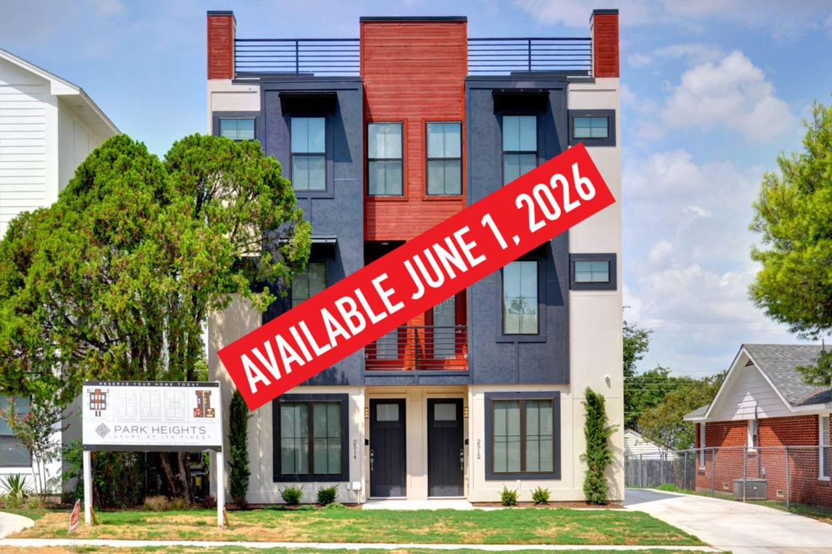 Apartment for rent at 2822 Forest Park Blvd, Fort Worth, TX 76110