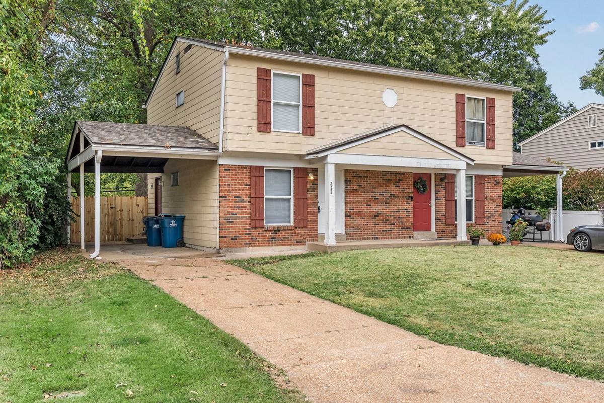 House for rent at 2265 Campus Dr, Saint Charles, MO 63301