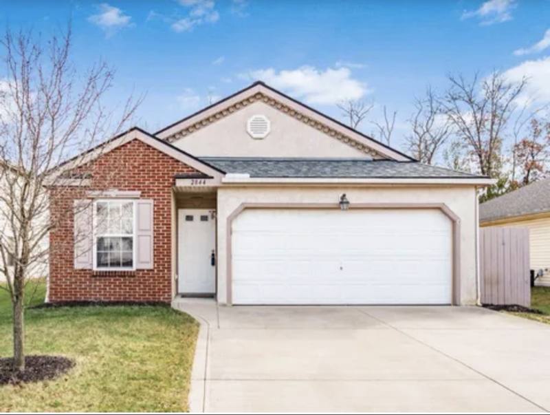 House for rent at 2844 Sussex Place Dr, Grove City, OH 43123