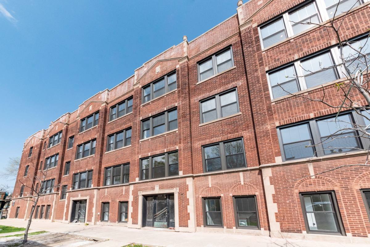 Apartment for rent at 2535 N Campbell Ave #2541, Chicago, IL 60647