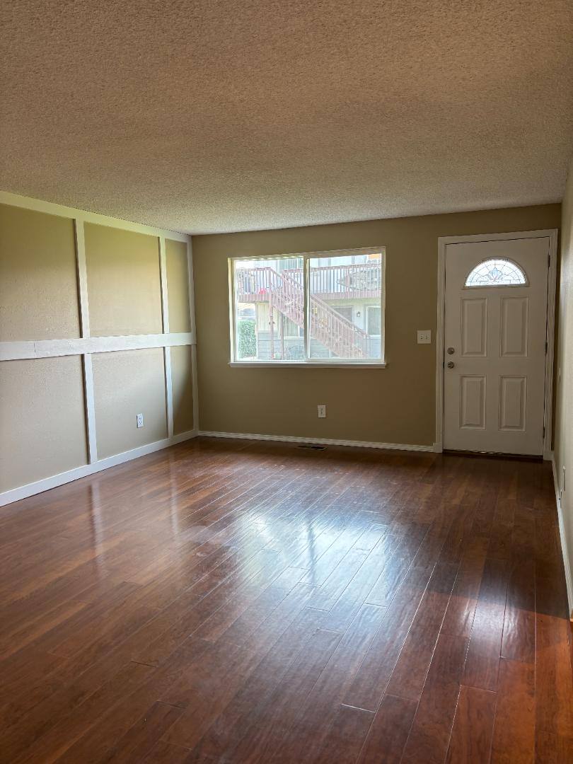 Apartment for rent at 1005 S 42nd Ave #B, Yakima, WA 98908