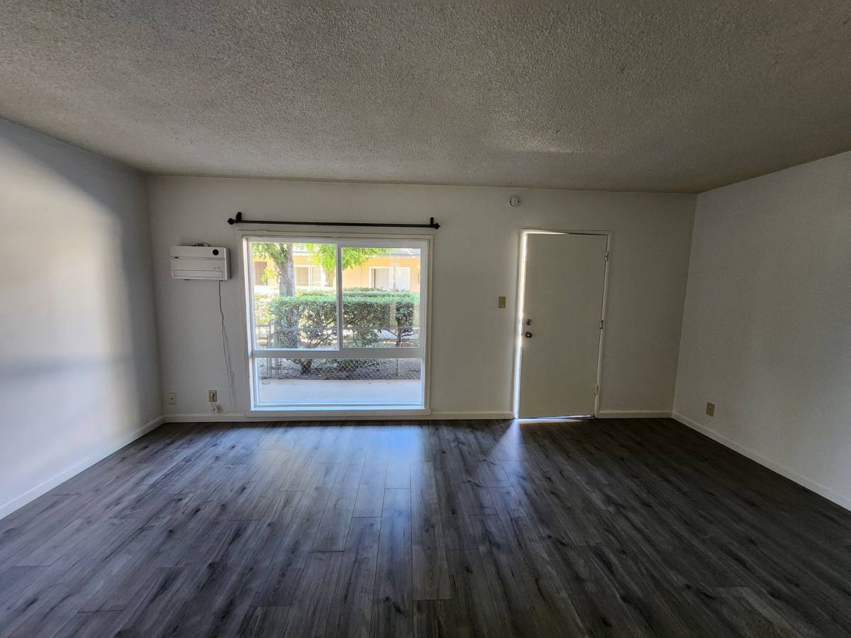 Apartment for rent at 411 N Bush St, Anaheim, CA 92805
