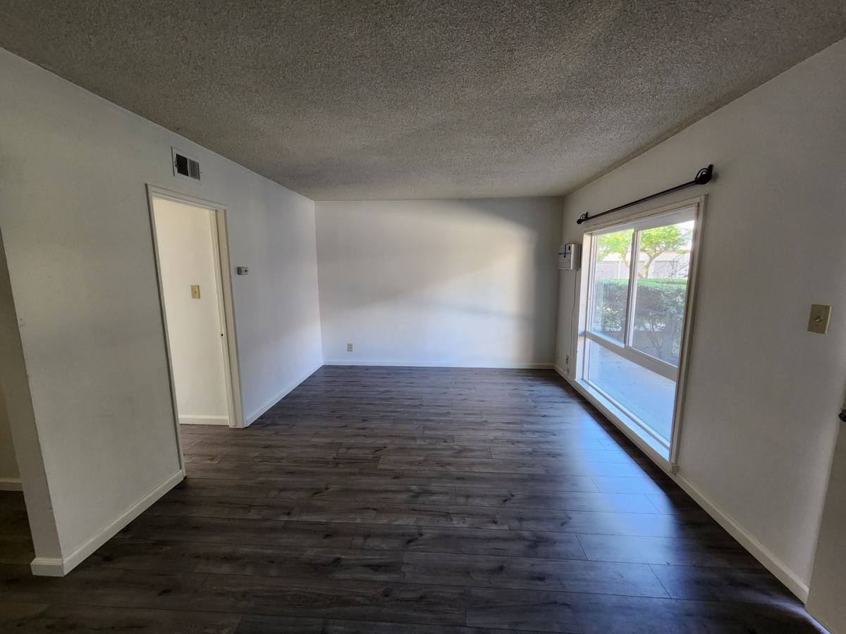 Apartment for rent at 411 N Bush St, Anaheim, CA 92805