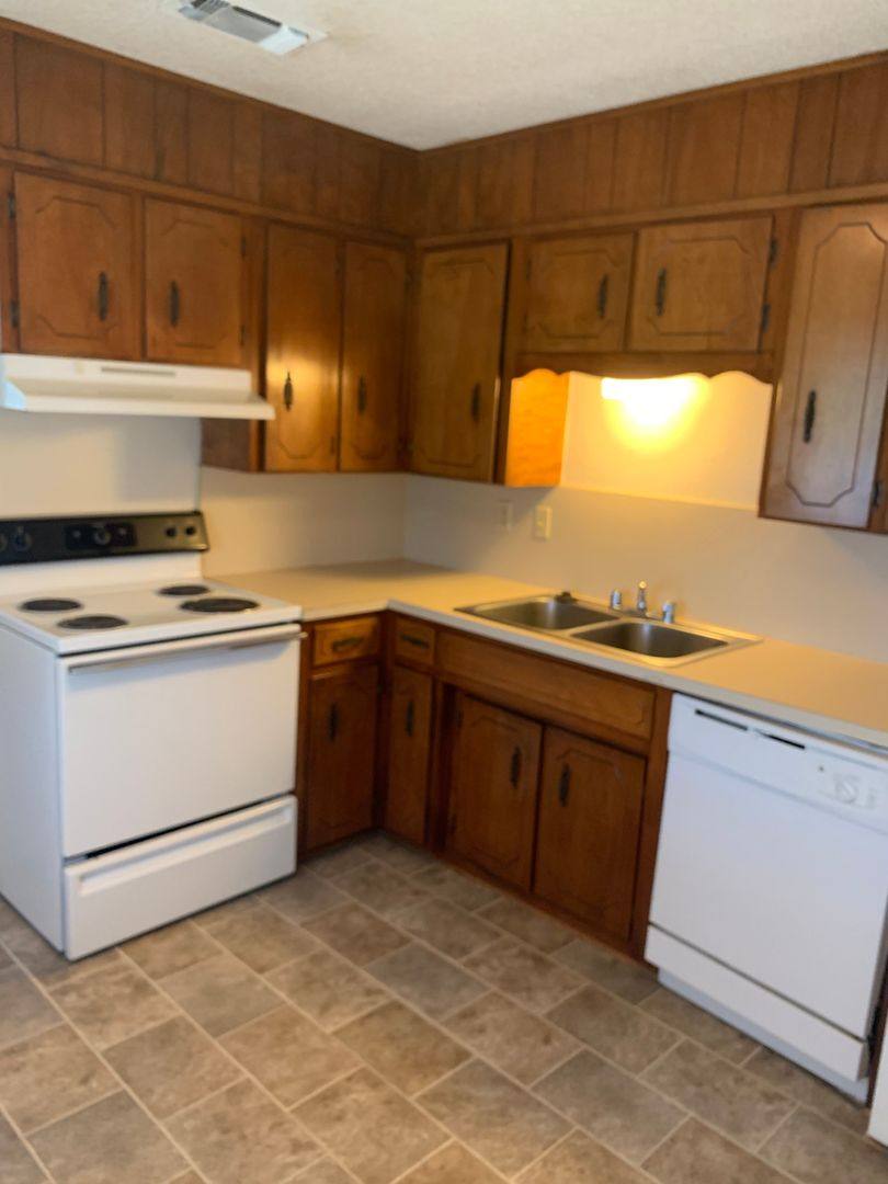 Apartment for rent at 402 Mary St, Copperas Cove, TX 76522