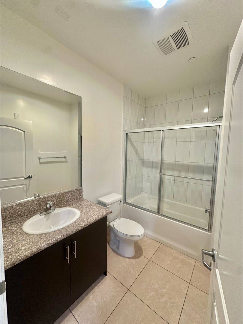 Apartment for rent at 14654 Nordhoff St, Panorama City, CA 91402