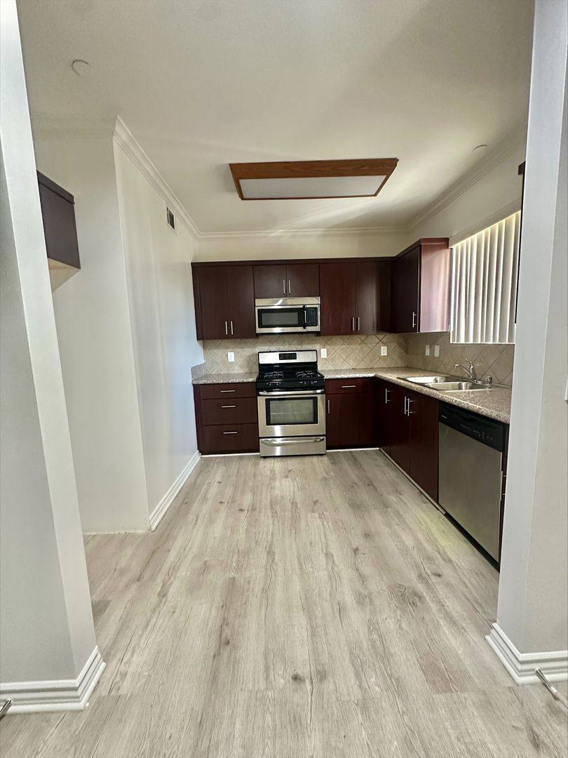 Apartment for rent at 14654 Nordhoff St, Panorama City, CA 91402