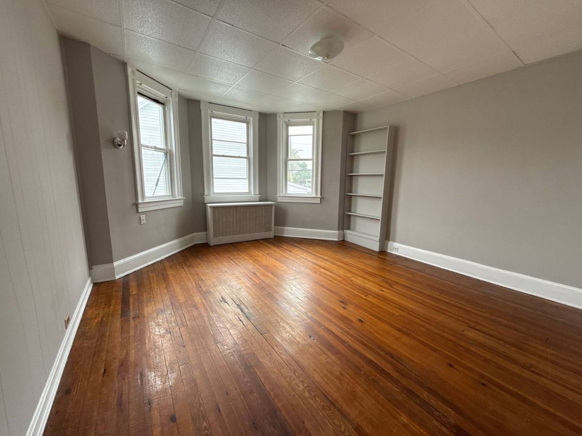 Apartment for rent at 2604 Hamilton Ave, Baltimore, MD 21214
