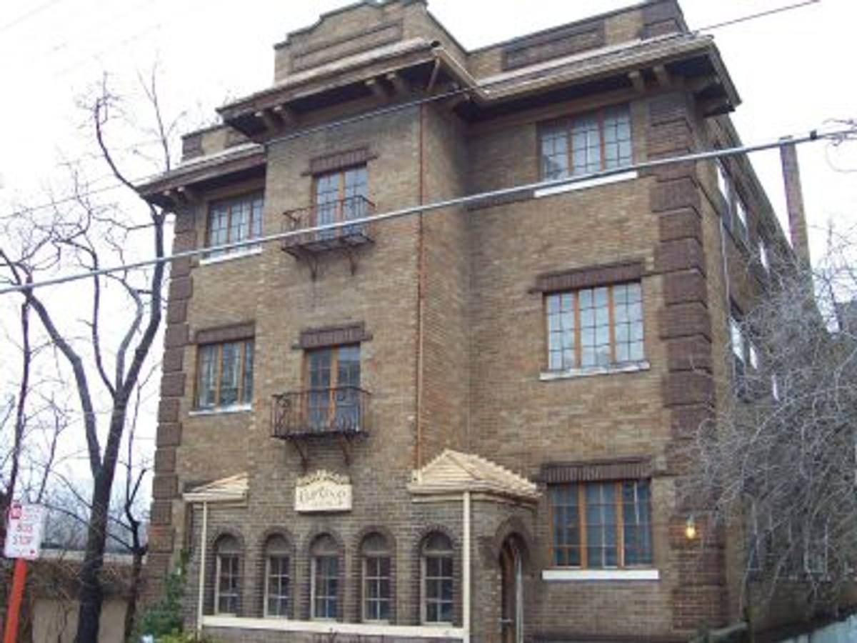 Apartment for rent at 3304 Jefferson Ave, Cincinnati, OH 45220