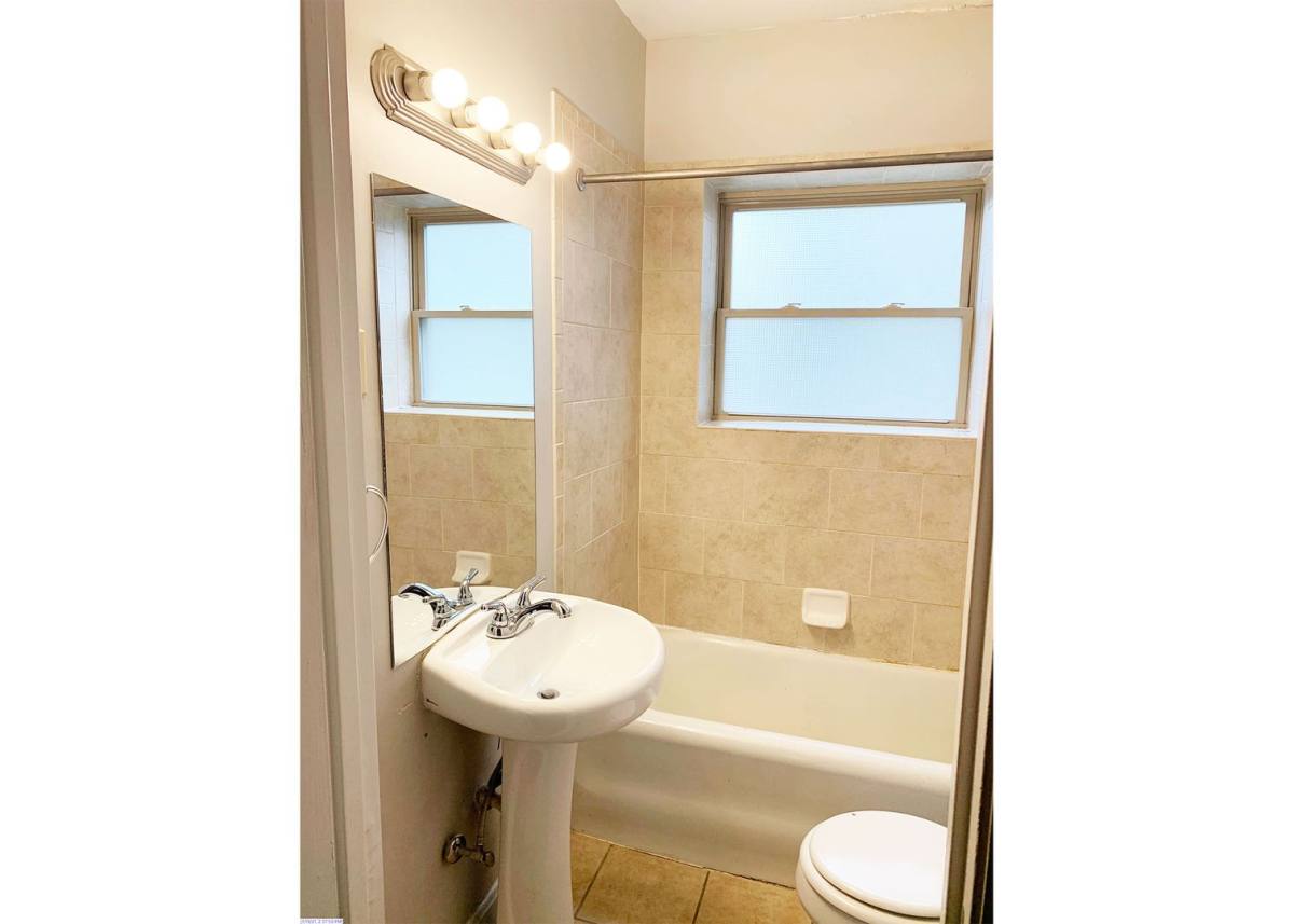 Apartment for rent at 3304 Jefferson Ave, Cincinnati, OH 45220