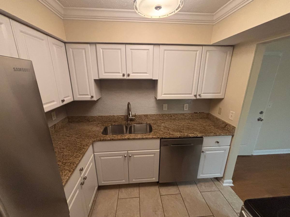 Apartment for rent at 1808 State St, Nashville, TN 37203