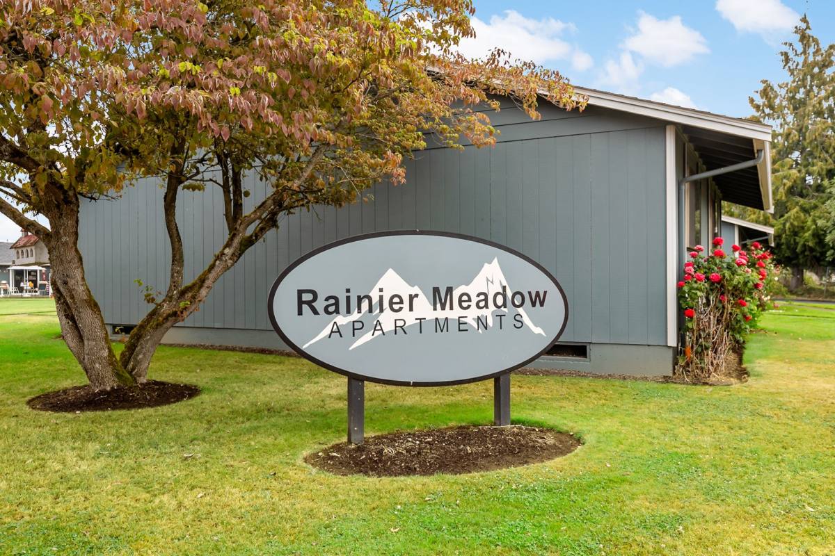 Apartment for rent at 15881 64th St E, Sumner, WA 98390