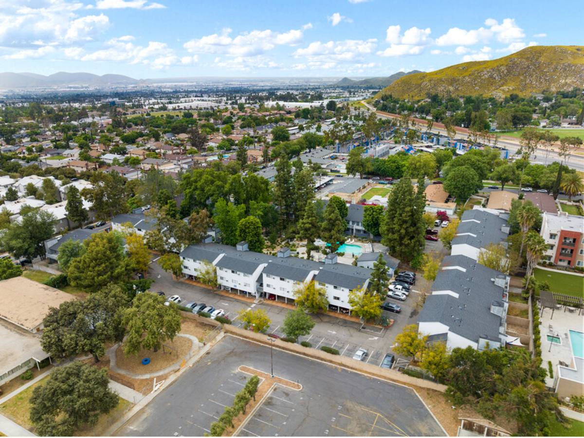Apartment for rent at 3170 Canyon Crest Dr, Riverside, CA 92507