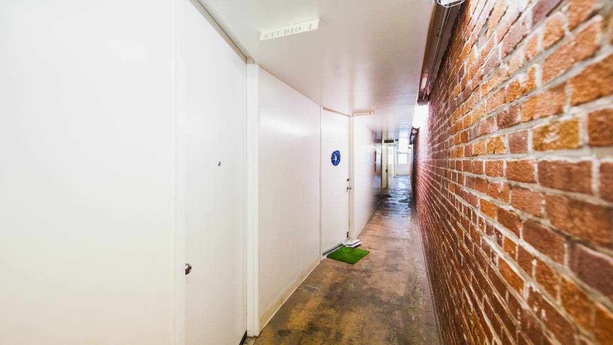 Apartment for rent at 946-950 Daisy Ave, Long Beach, CA 90813