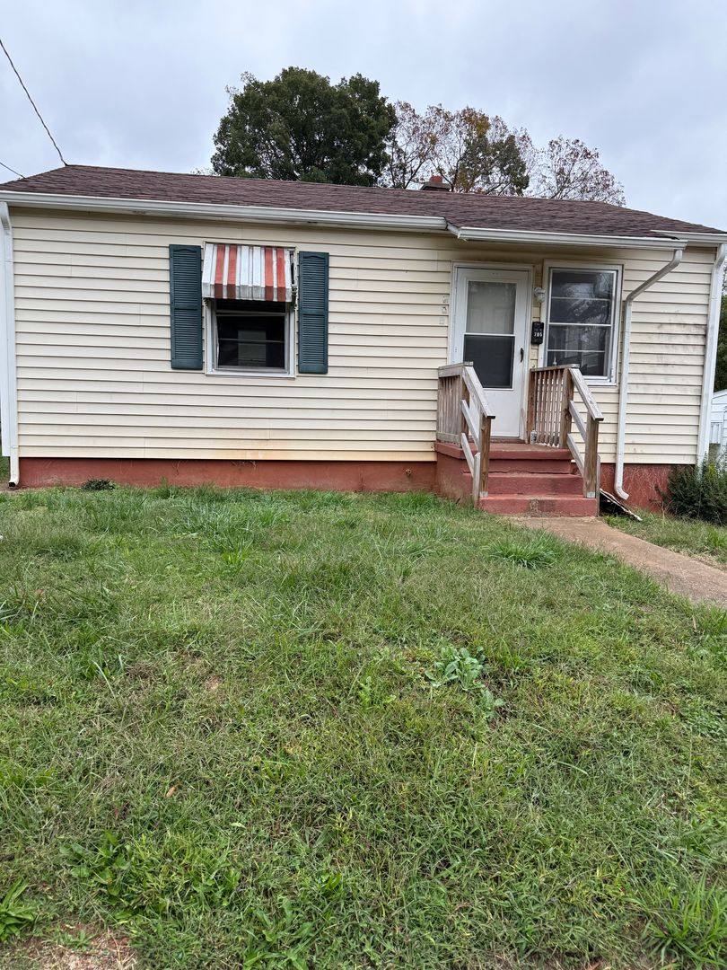 House for rent at 705 Fourth St, Martinsville, VA 24112