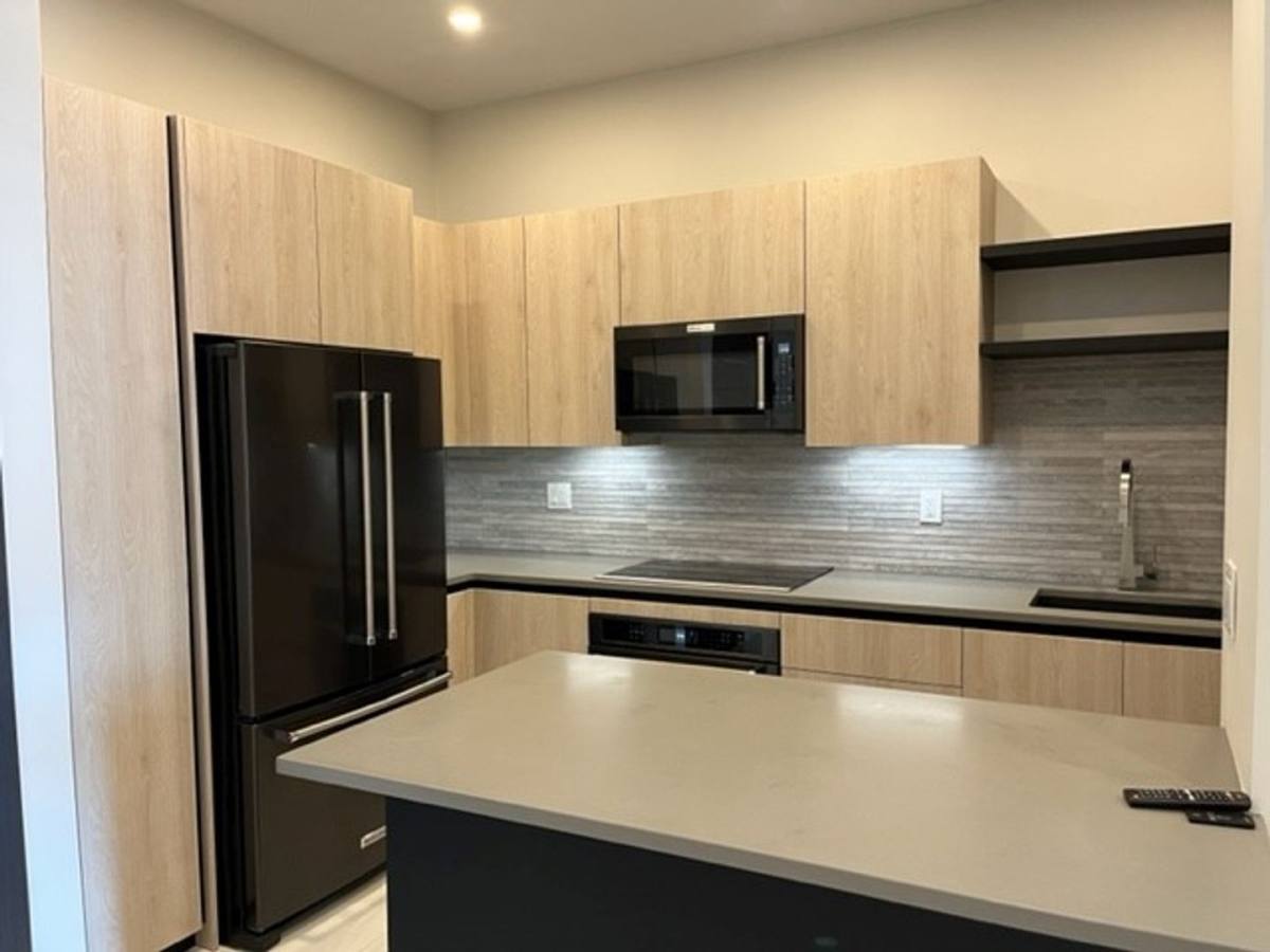 Apartment for rent at 229 Waterman St, Providence, RI 02906