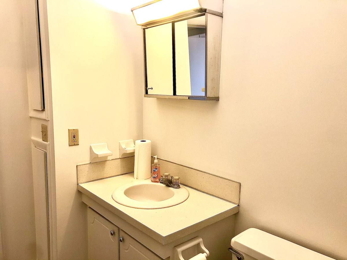 Apartment for rent at 2011 Summit St, Columbus, OH 43201