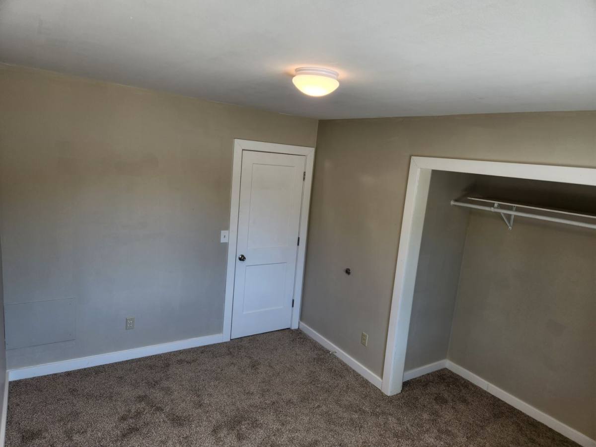 Apartment for rent at 225 E 4th Ave, Metaline Falls, WA 99153