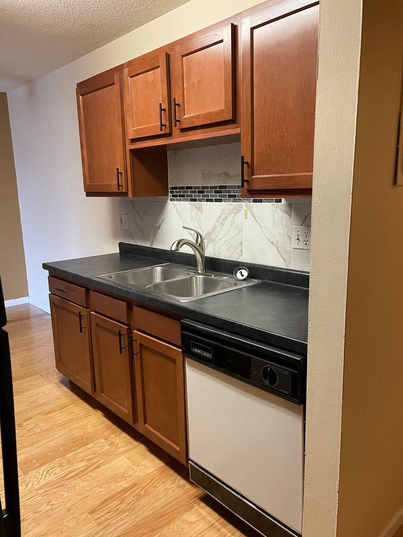 Apartment for rent at 800 County Rd, Saint Paul, MN 55112