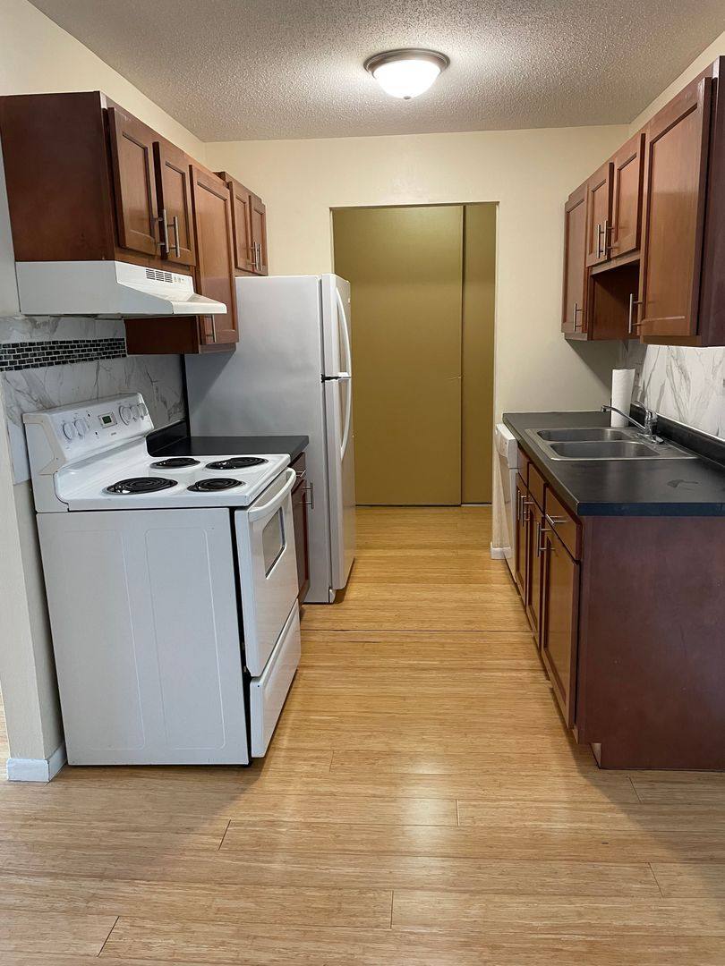 Apartment for rent at 800 County Rd, Saint Paul, MN 55112