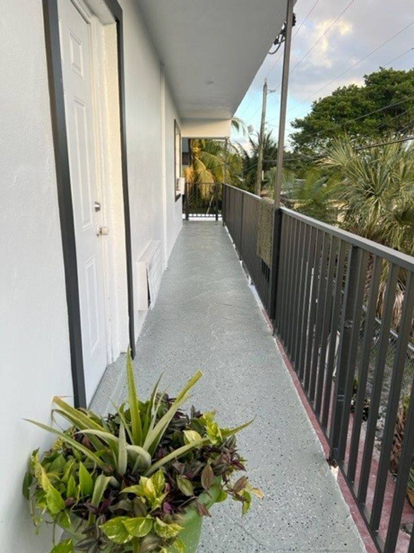 Apartment for rent at 2300, 2309 & 2319 Madison St, Hollywood, FL 33020