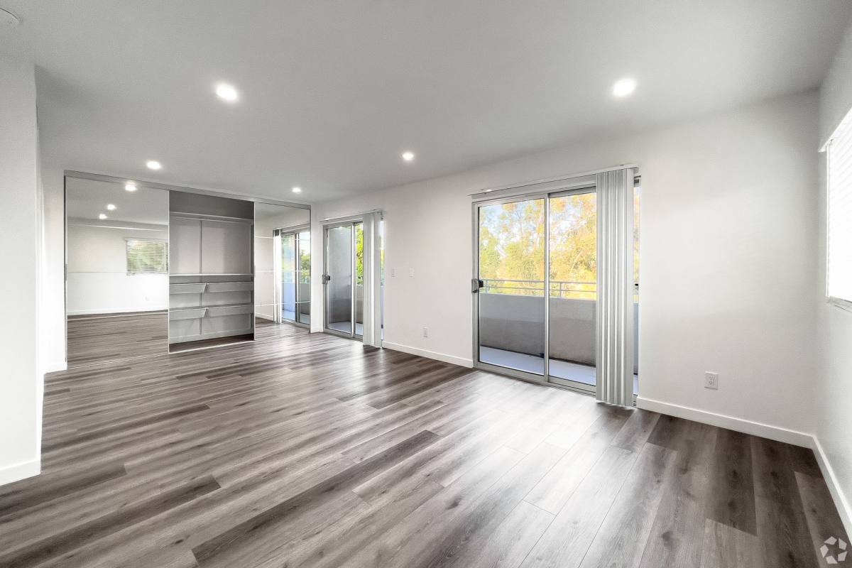 Apartment for rent at 4250 4th Ave, San Diego, CA 92103