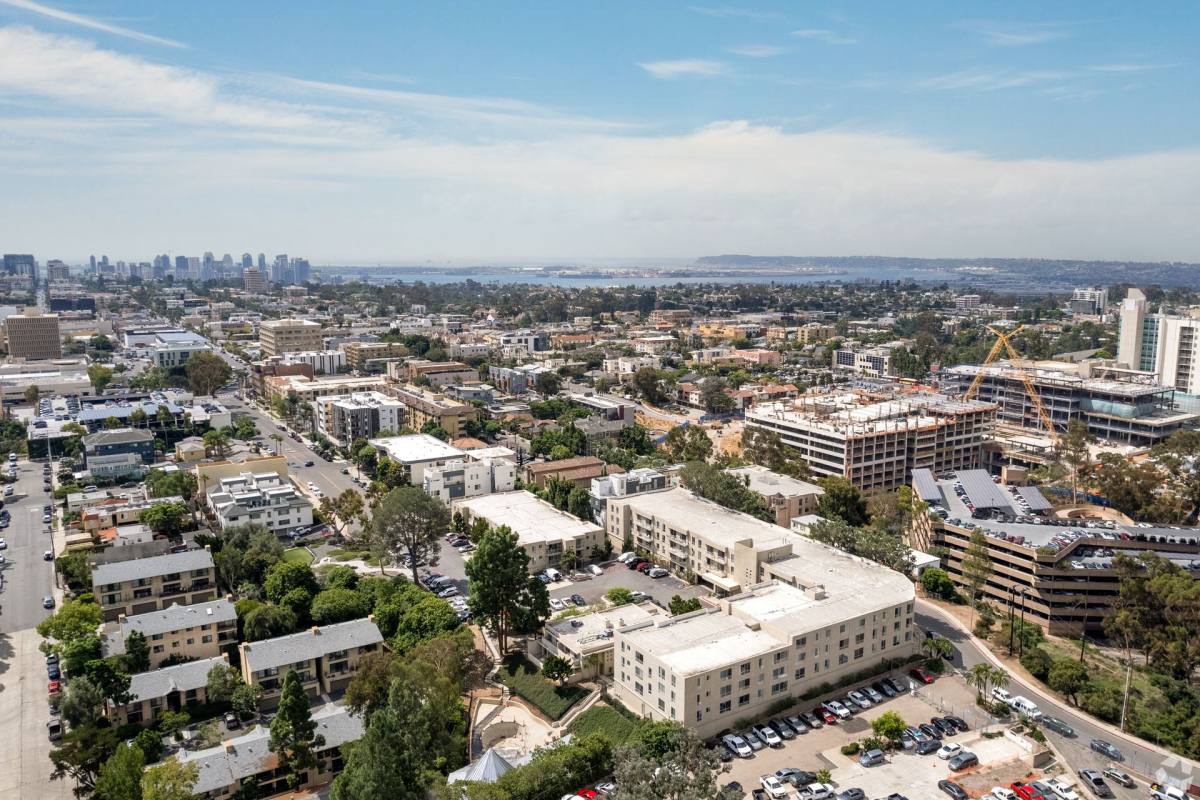 Apartment for rent at 4250 4th Ave, San Diego, CA 92103