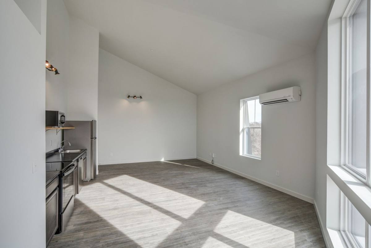 Apartment for rent at 518 Madison St, Clarksville, TN 37040