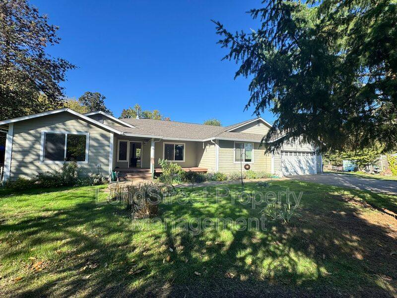 House for rent at 29173 Blake Dr, Corvallis, OR 97330