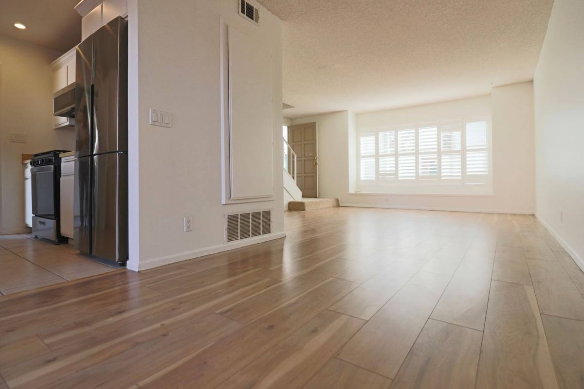 House for rent at 1552 Echidna Lane, Ventura, CA 93003