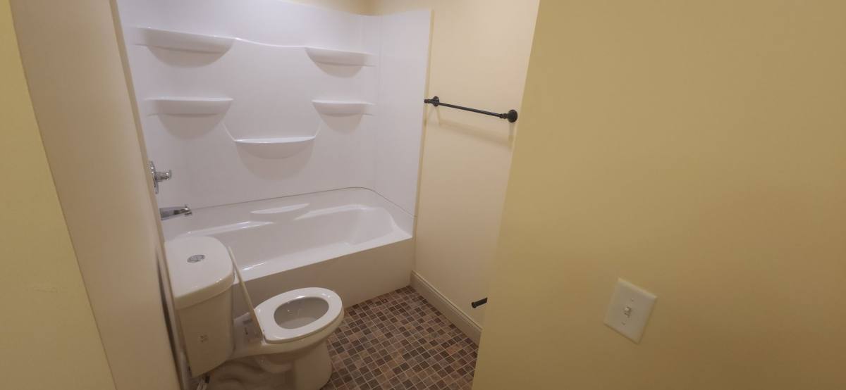 Apartment for rent at 1416 E State St, Rockford, IL 61104