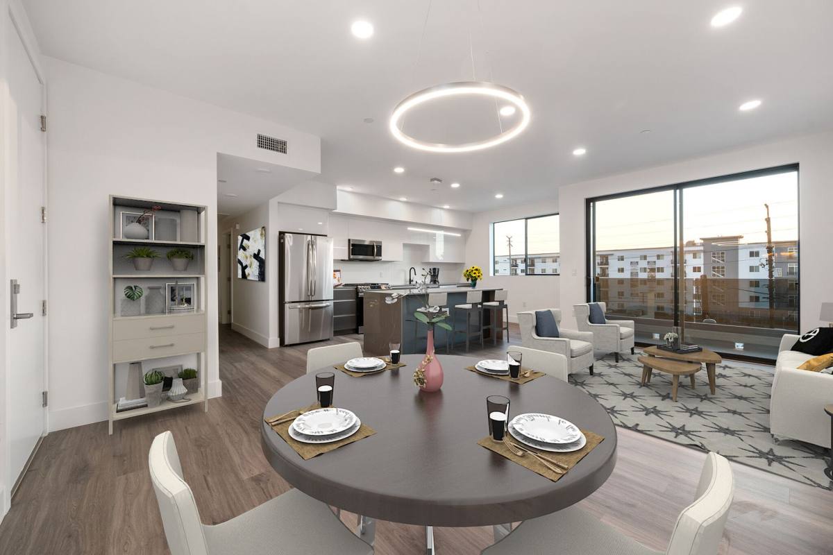 Apartment for rent at 10947 Hartsook St, North Hollywood, CA 91601