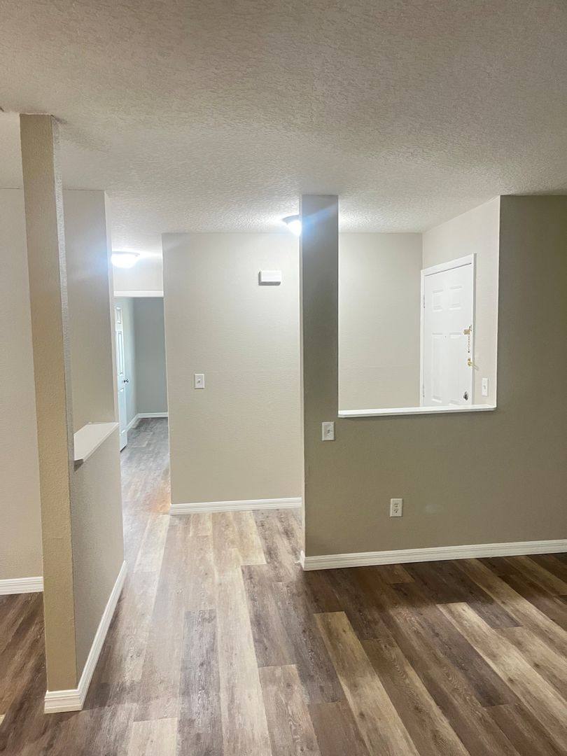 Apartment for rent at 1175 W Minnesota Ave, Deland, FL 32720
