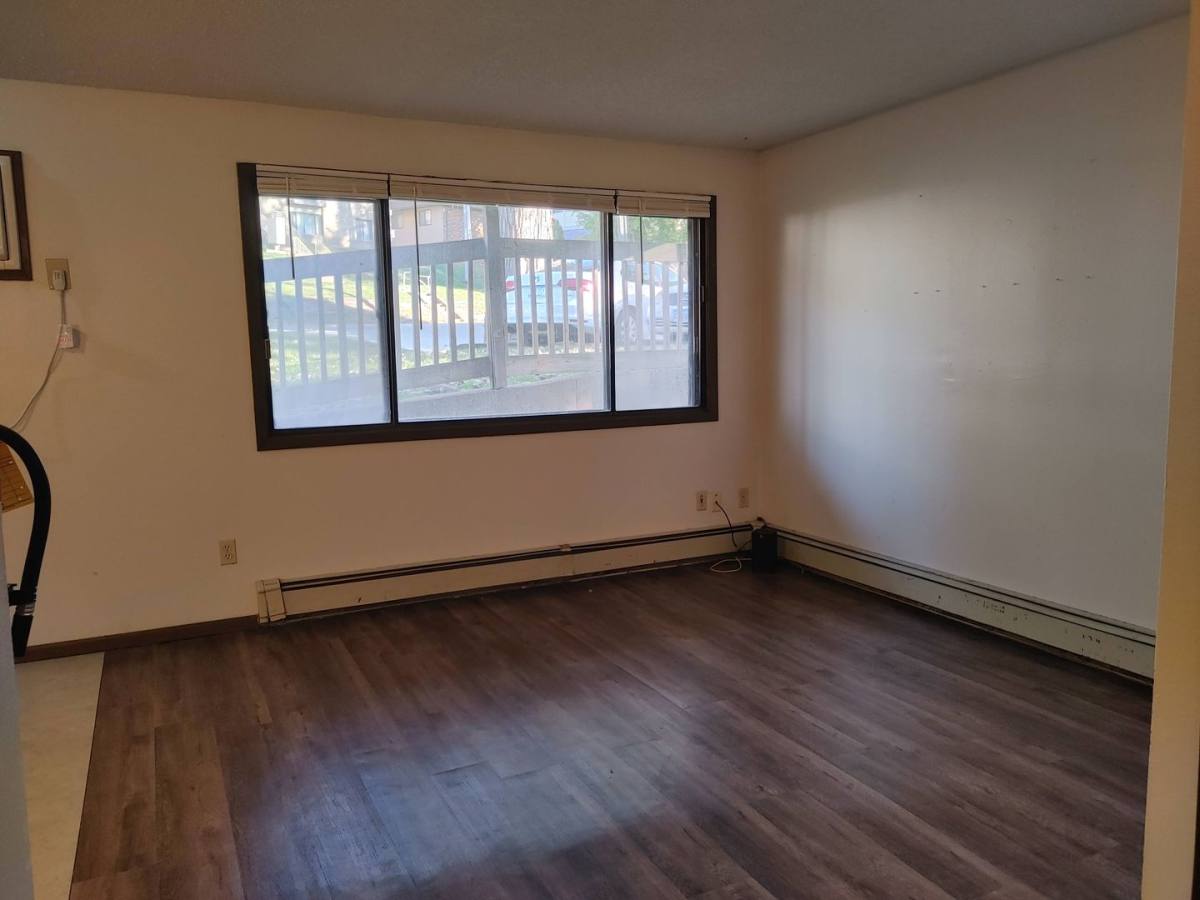 Apartment for rent at 415 S Van Buren St, Iowa City, IA 52240
