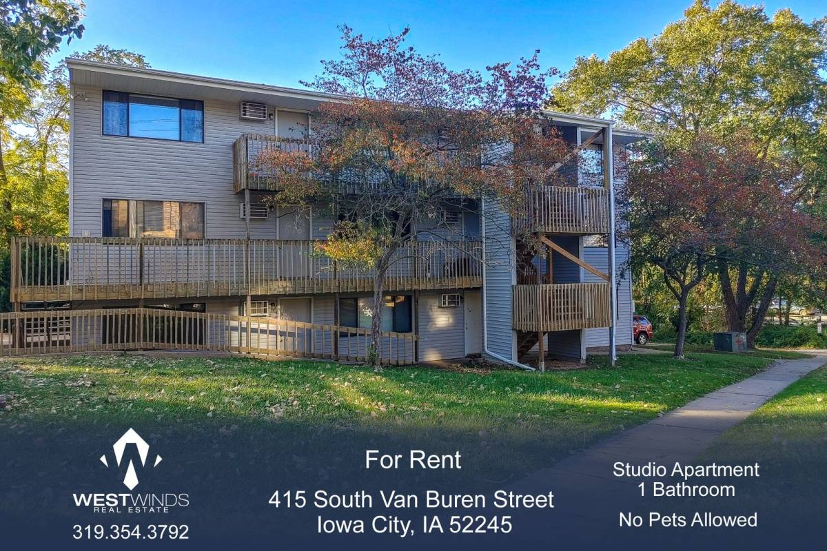 Apartment for rent at 415 S Van Buren St, Iowa City, IA 52240